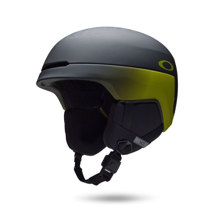 Oakley MOD3 (A) – Black/Cactus Fade
