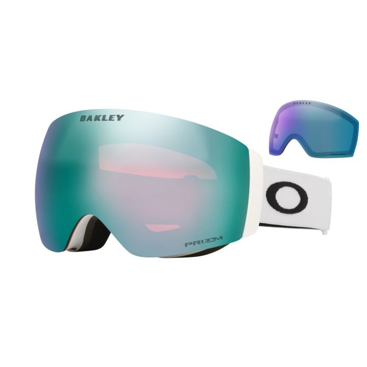 Oakley Flight Deck Pro M – Matte White / Prizm Snow Sapphire Iridium