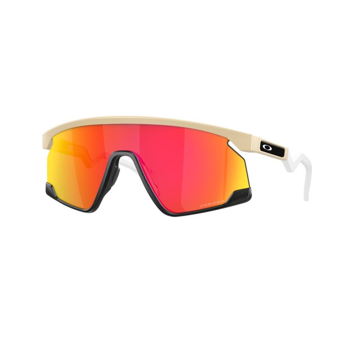 Oakley Bxtr – Matte Desert Tan / Prizm Ruby